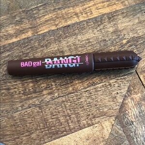 Benefit BADgal BANG! Mascara in Brown